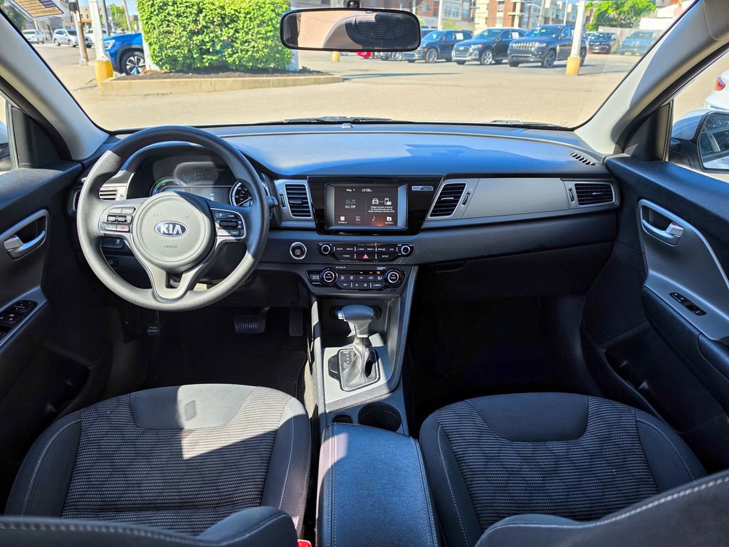 Used 2017 Kia Niro LX FWD image 15