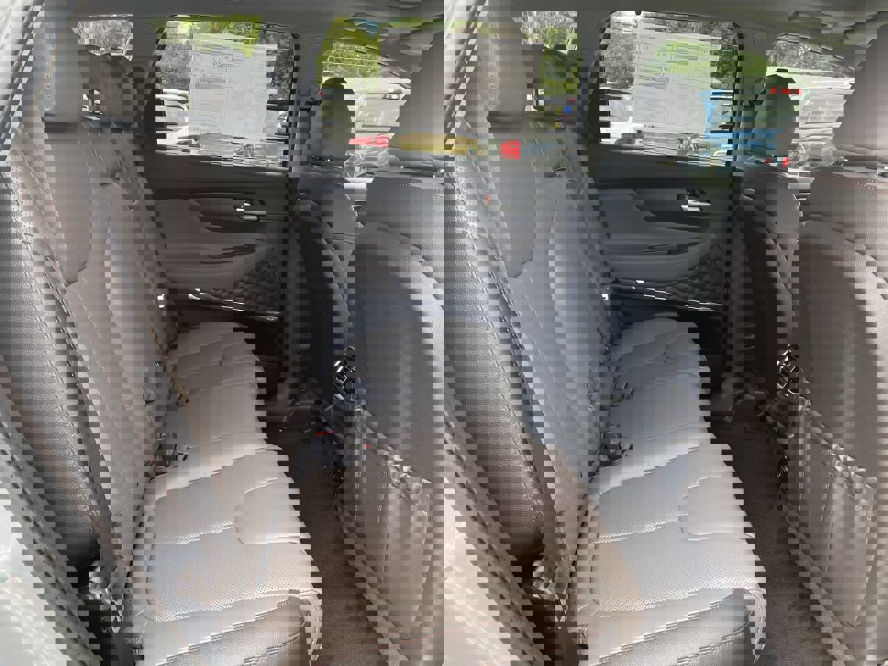 Used 2020 Hyundai Santa Fe SEL w/ Convenience + Premium Package image 22