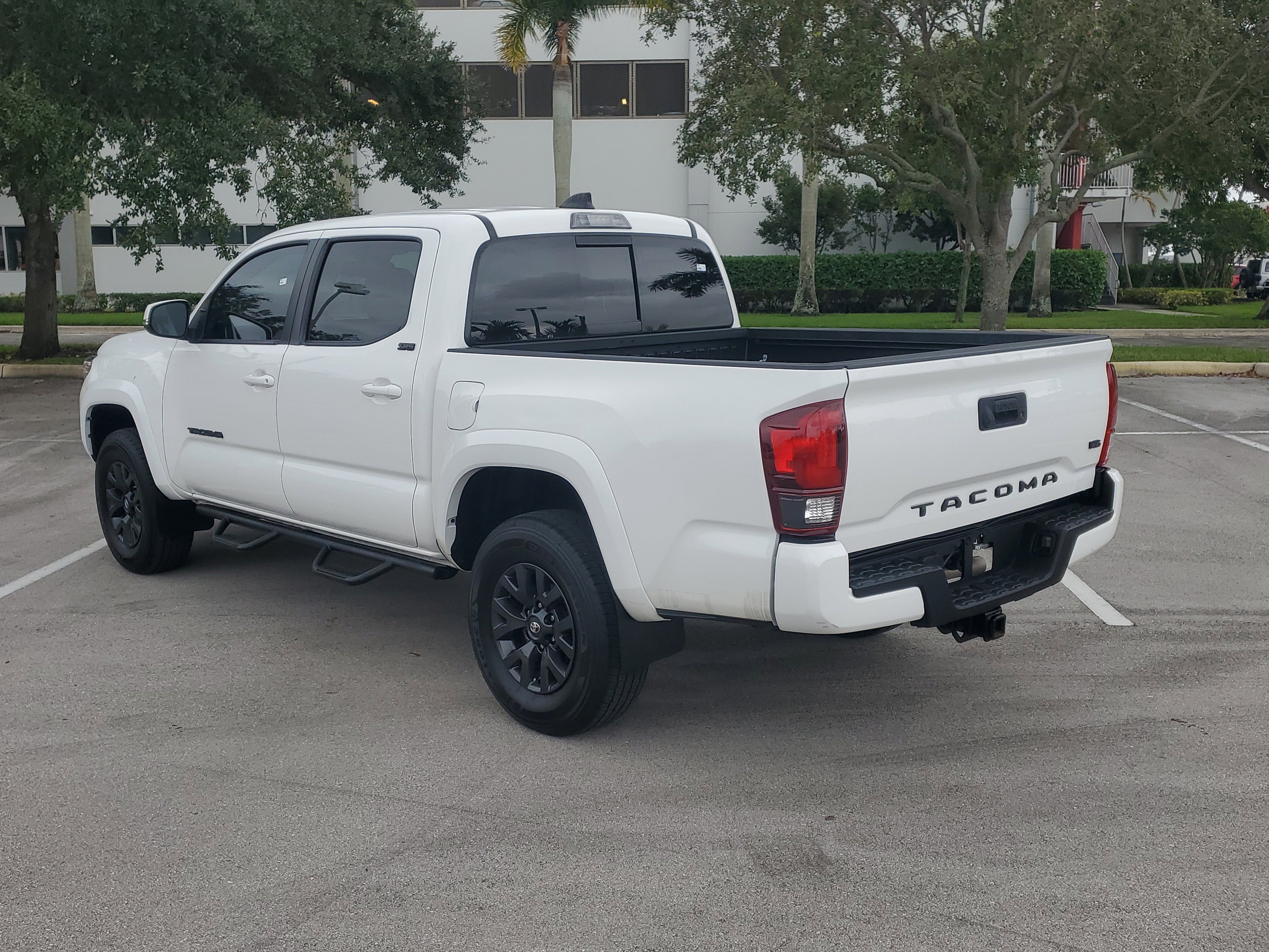Used 2023 Toyota Tacoma SR5 image 5
