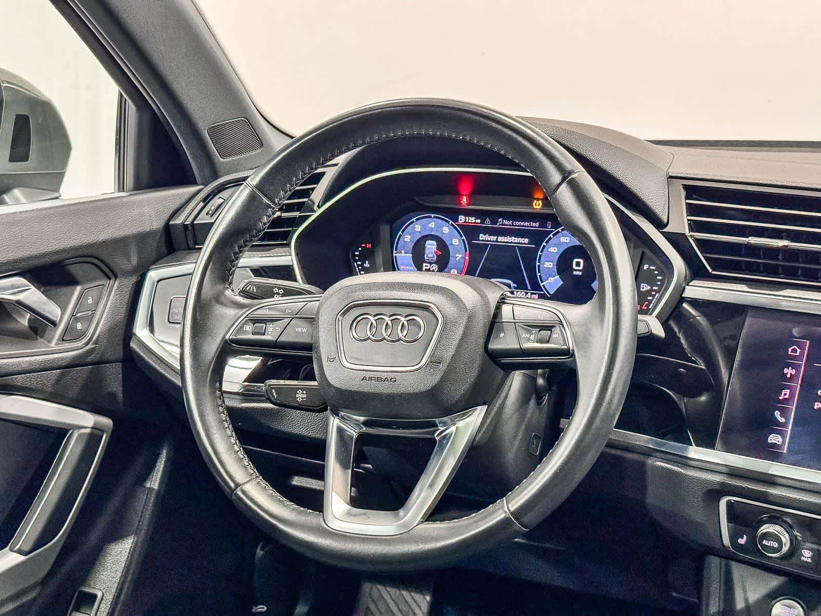Used 2019 Audi Q3 2.0T Premium AWD/4WD image 15