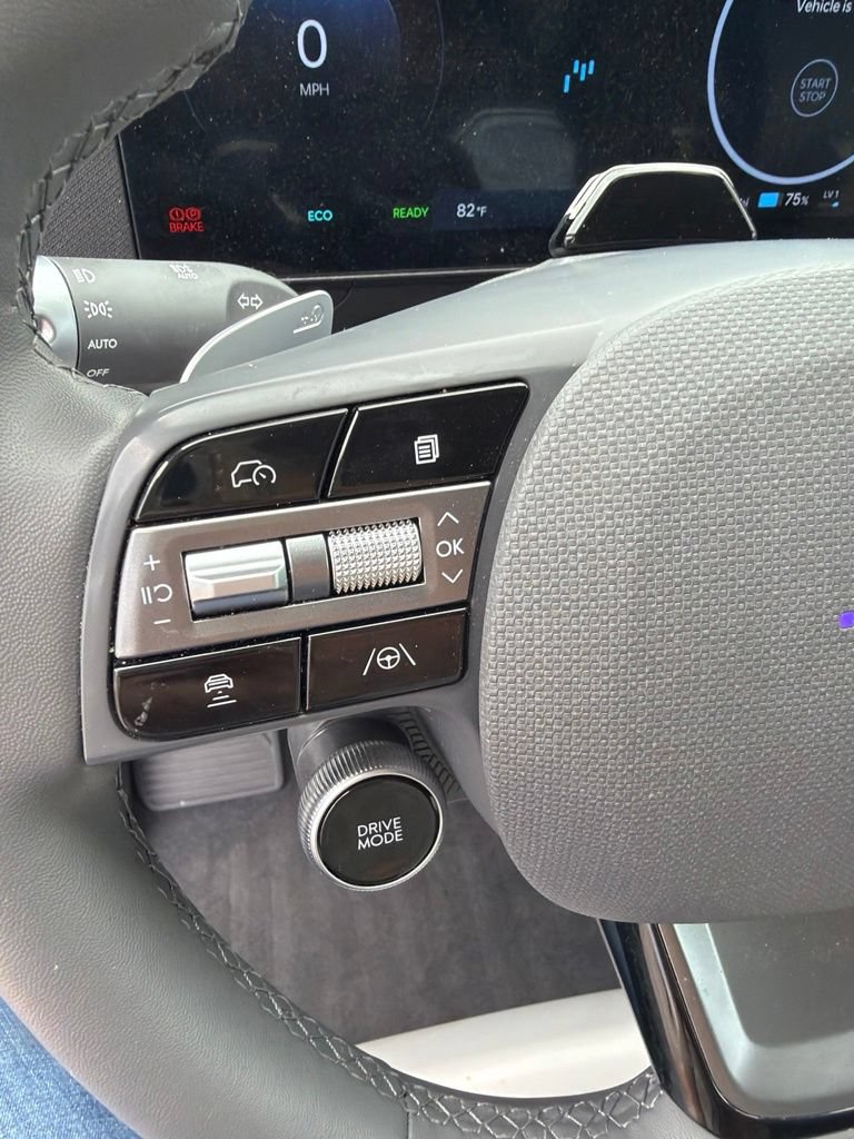 Used 2026 Hyundai Ioniq 5 Limited AWD/4WD image 13