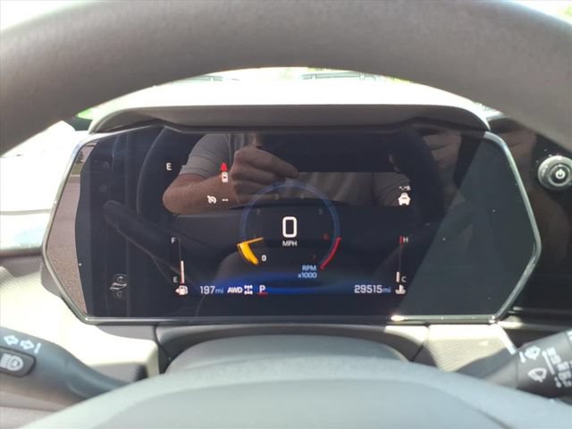 Used 2025 Chevrolet TrailBlazer LT AWD/4WD image 17