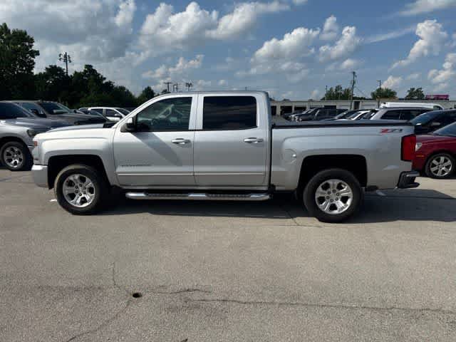 Used 2017 Chevrolet Silverado 1500 LT AWD/4WD image 8