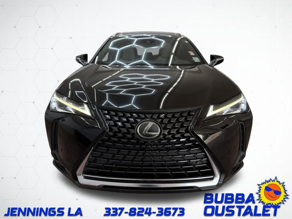 Used 2022 Lexus UX 200 image 9