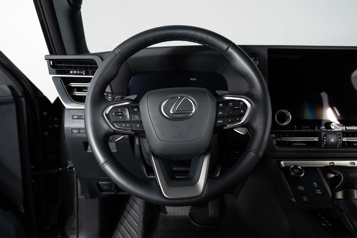 Used 2025 Lexus GX 550 w/ Accessory Package (2T) AWD/4WD image 33
