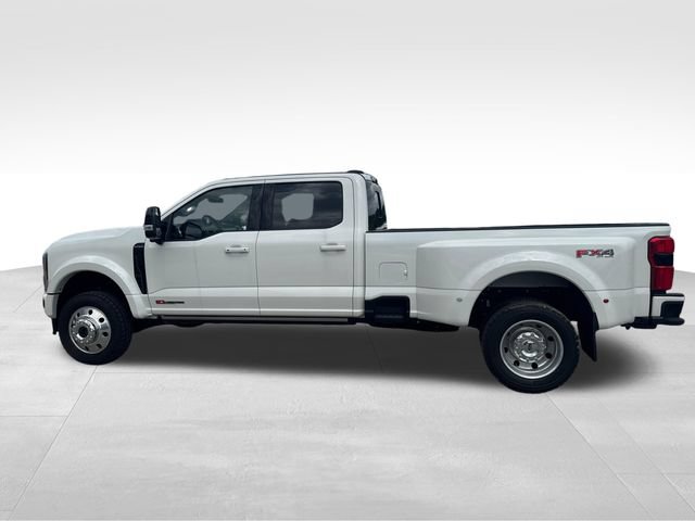 Used 2025 Ford F450 Platinum w/ FX4 Off-Road Package AWD/4WD image 9