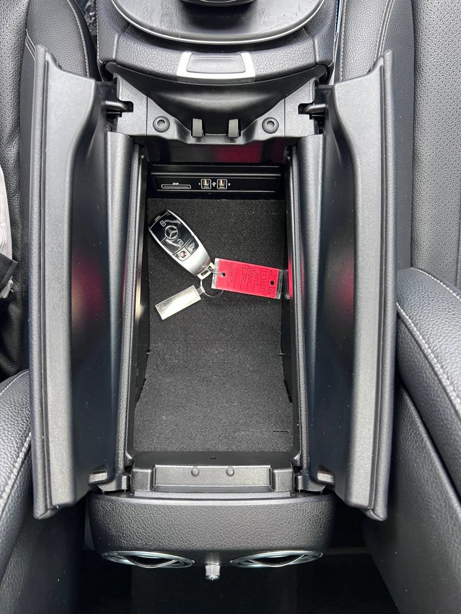 Used 2019 Mercedes-Benz E 300 image 44