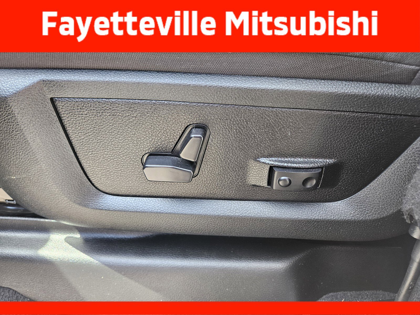 Used 2024 RAM 2500 Big Horn AWD/4WD image 9