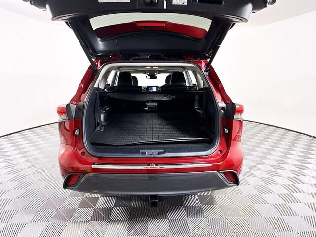 Used 2022 Toyota Highlander Limited image 34