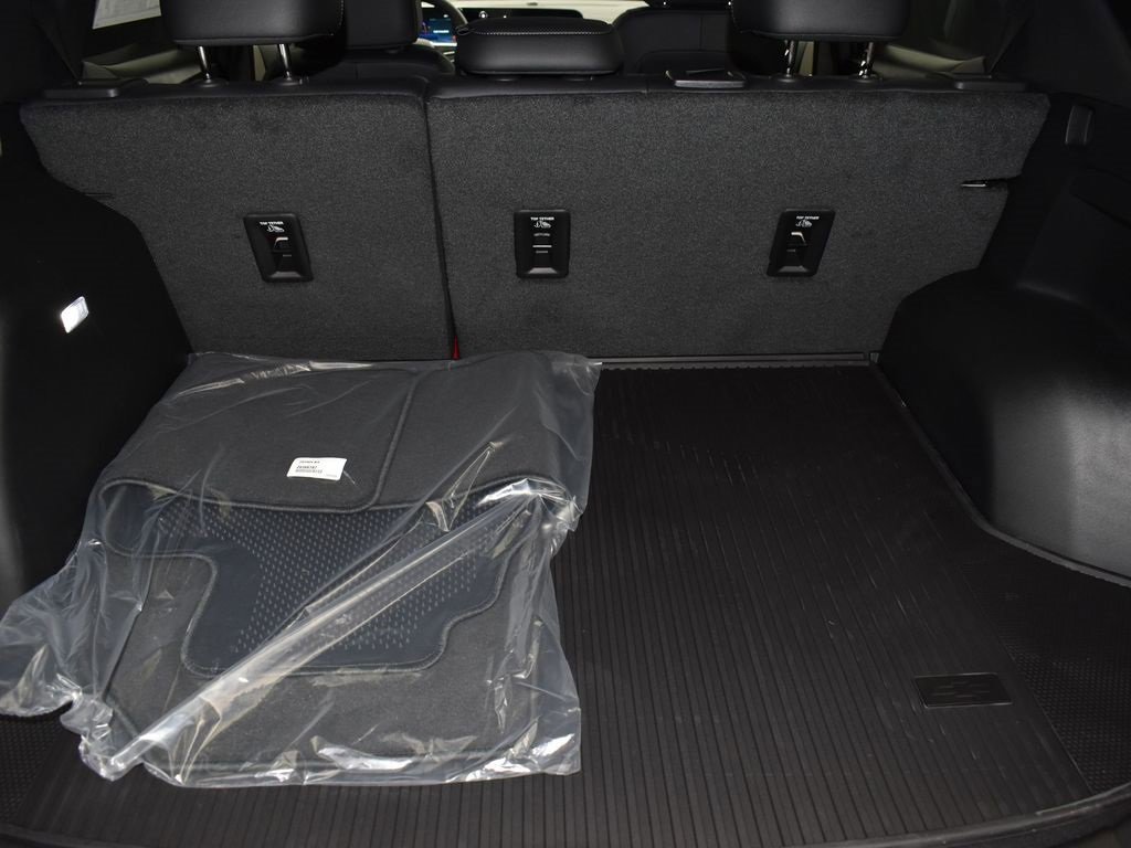 New 2026 Chevrolet Equinox LT w/ Convenience Package II image 16