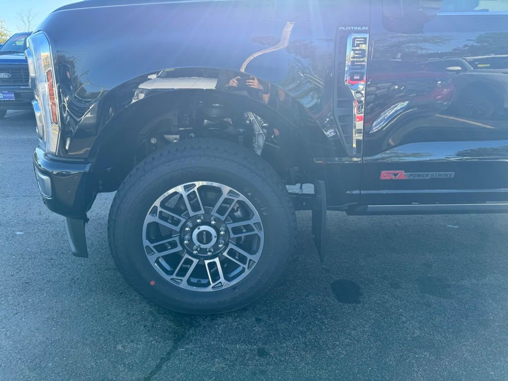 New 2026 Ford F350 Platinum image 9