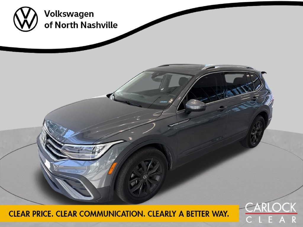 Used 2024 Volkswagen Tiguan SE AWD/4WD image 1