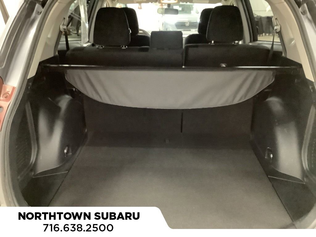 Used 2015 Toyota RAV4 LE FWD image 15