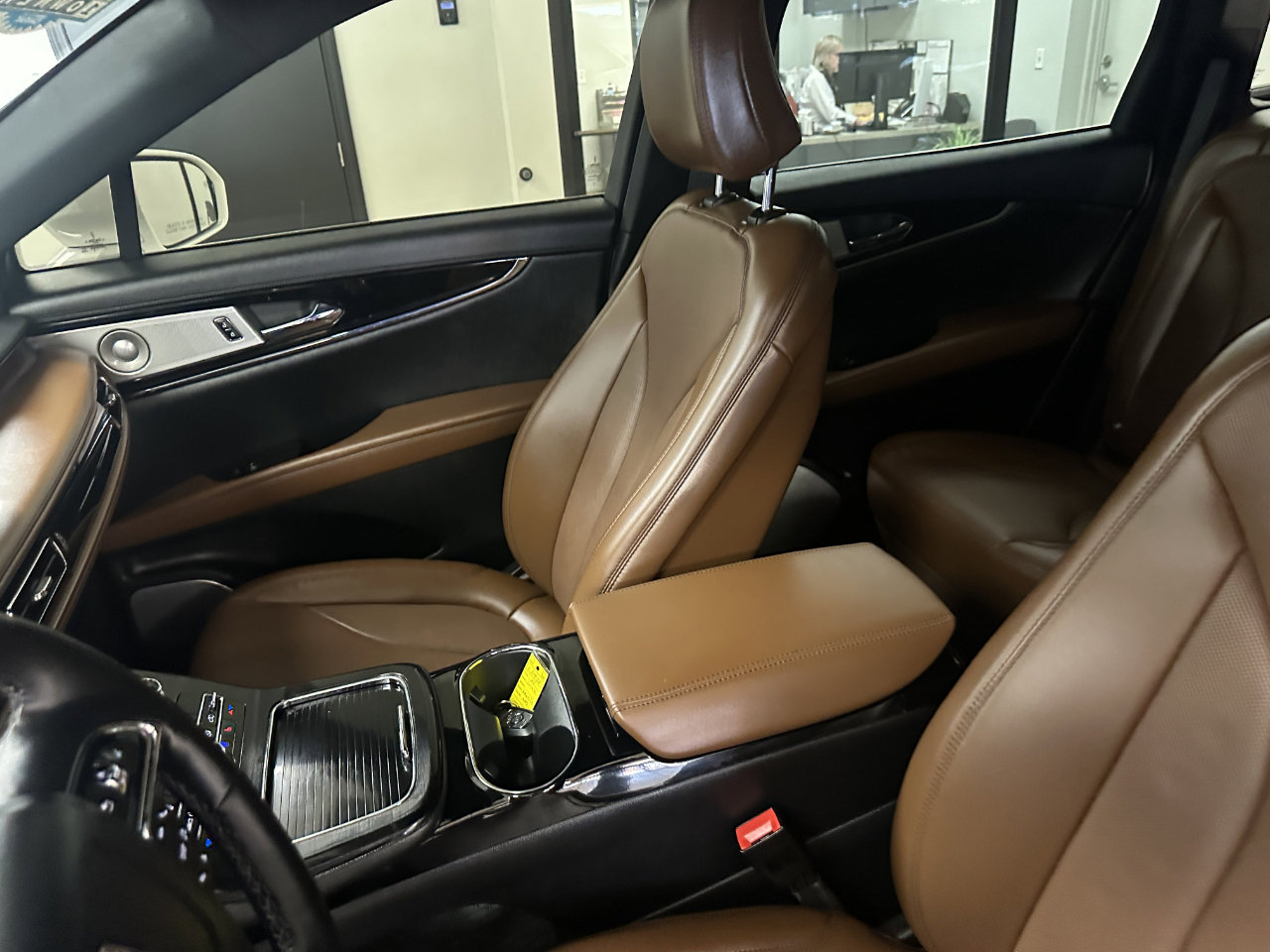 Used 2023 Lincoln Nautilus Reserve w/ Equipment Group 202A image 36