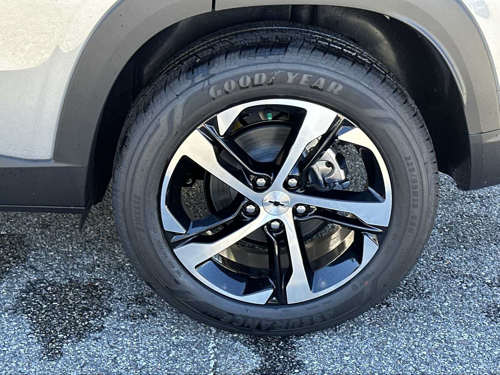 New 2026 Chevrolet Trax RS FWD image 12