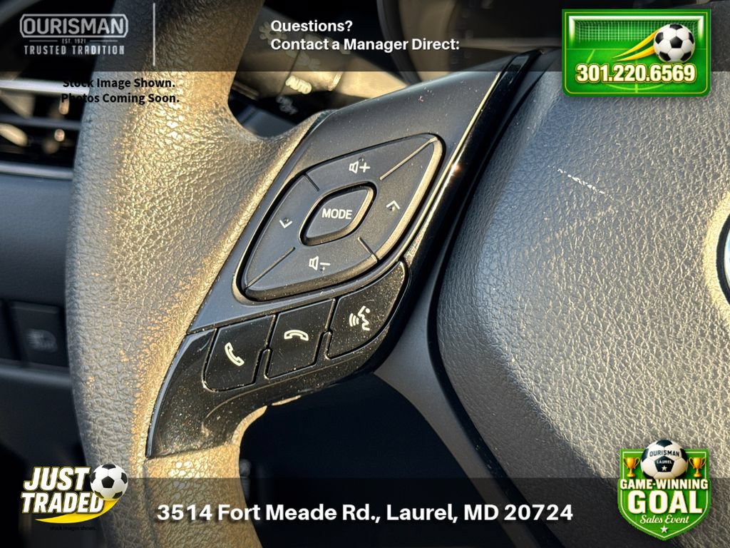 Used 2019 Toyota C-HR LE FWD image 21