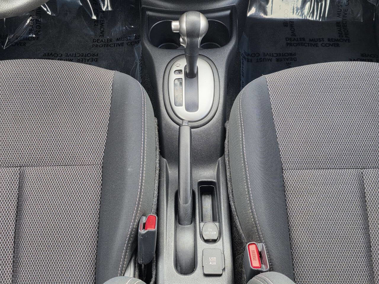 Used 2016 Nissan Versa SV image 14