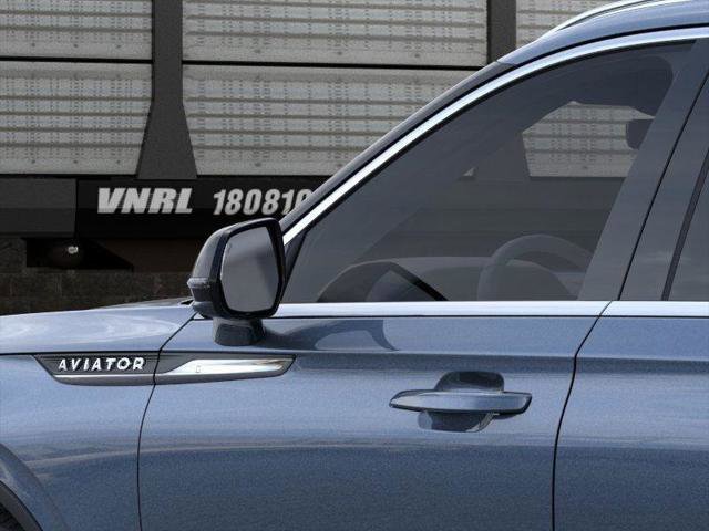 New 2025 Lincoln Aviator AWD image 20