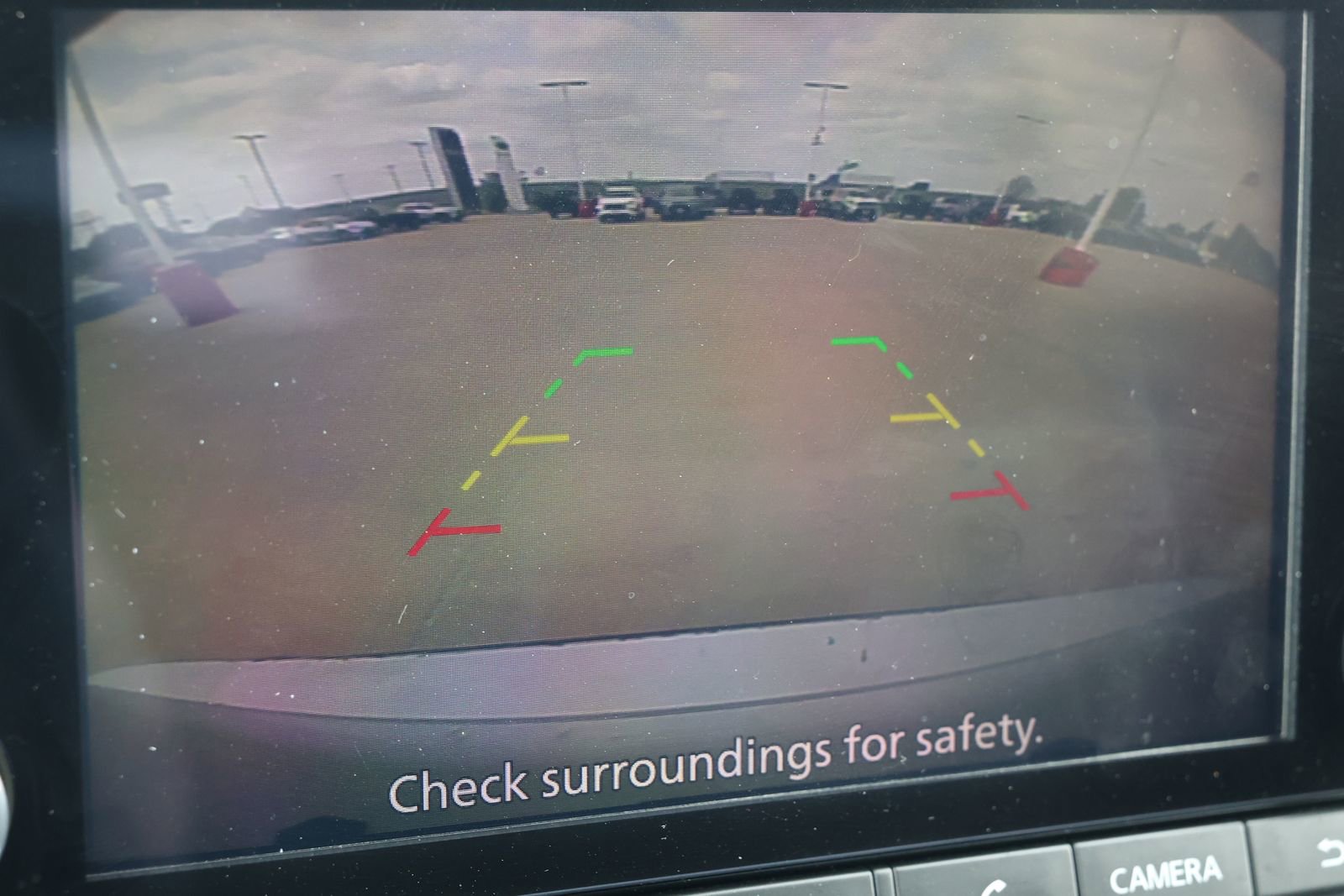 Used 2024 Nissan Rogue SV image 3