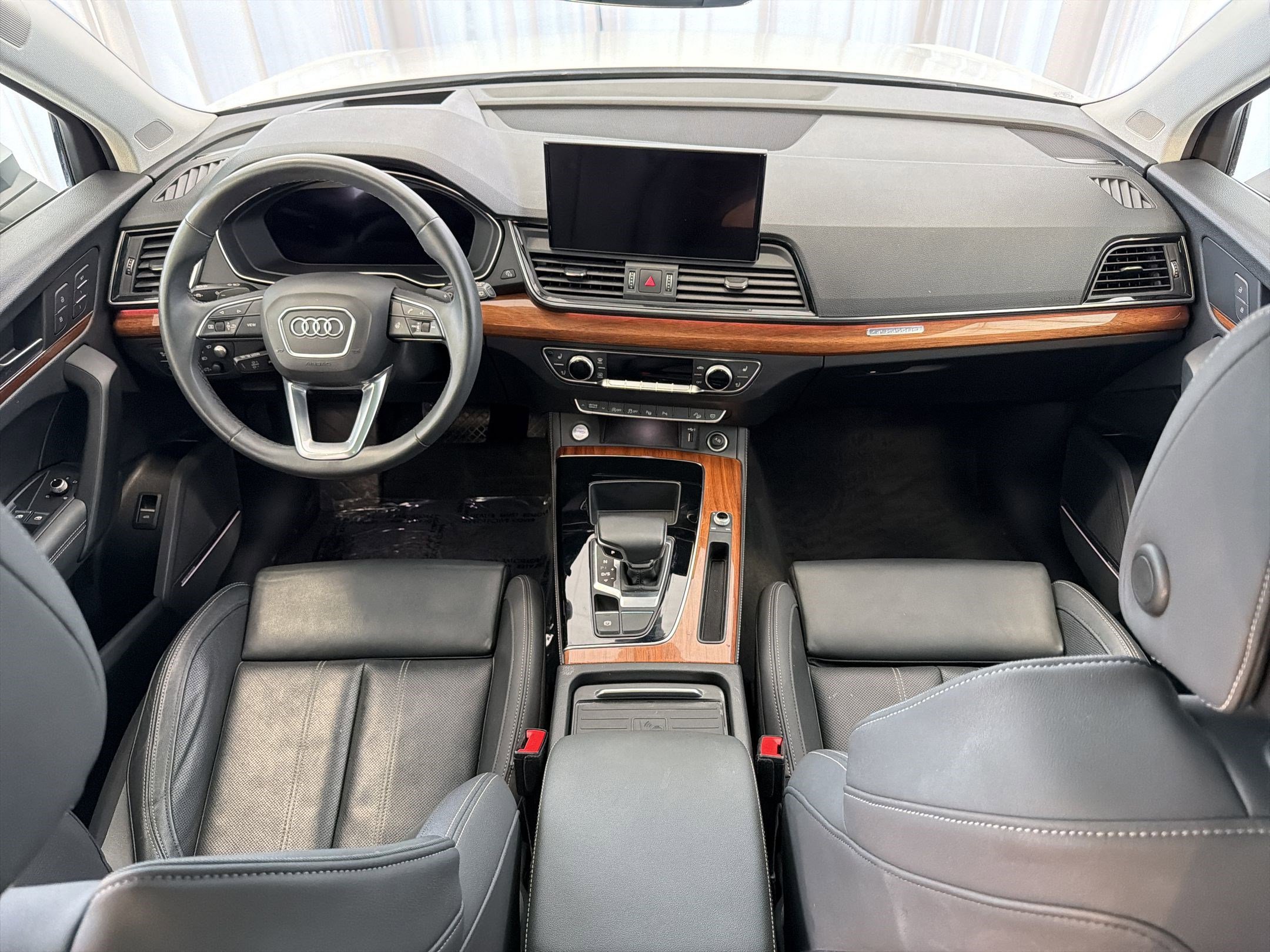 Used 2021 Audi Q5 Prestige w/ Prestige Package image 17