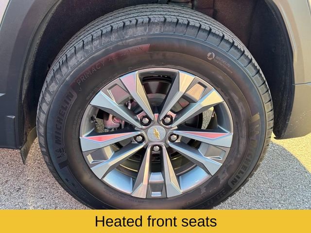 Used 2025 Chevrolet Equinox LT image 8