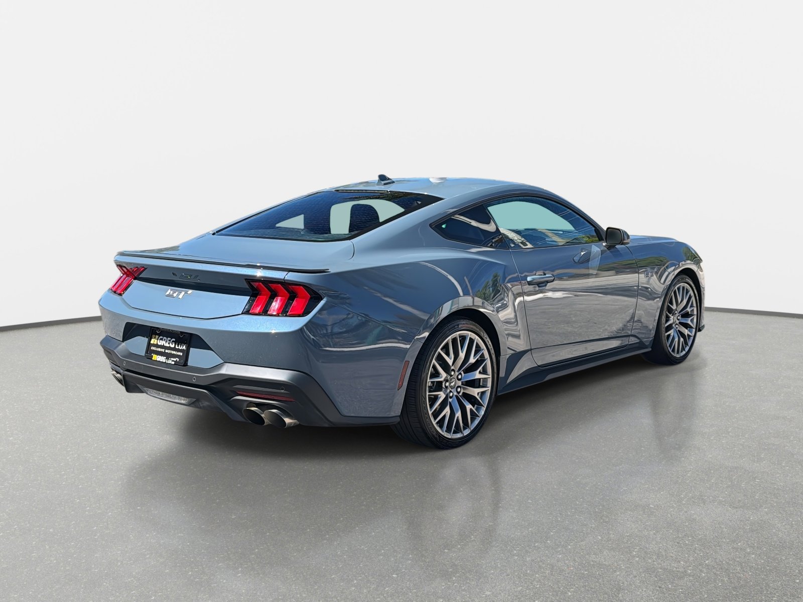 Used 2025 Ford Mustang GT Premium image 3