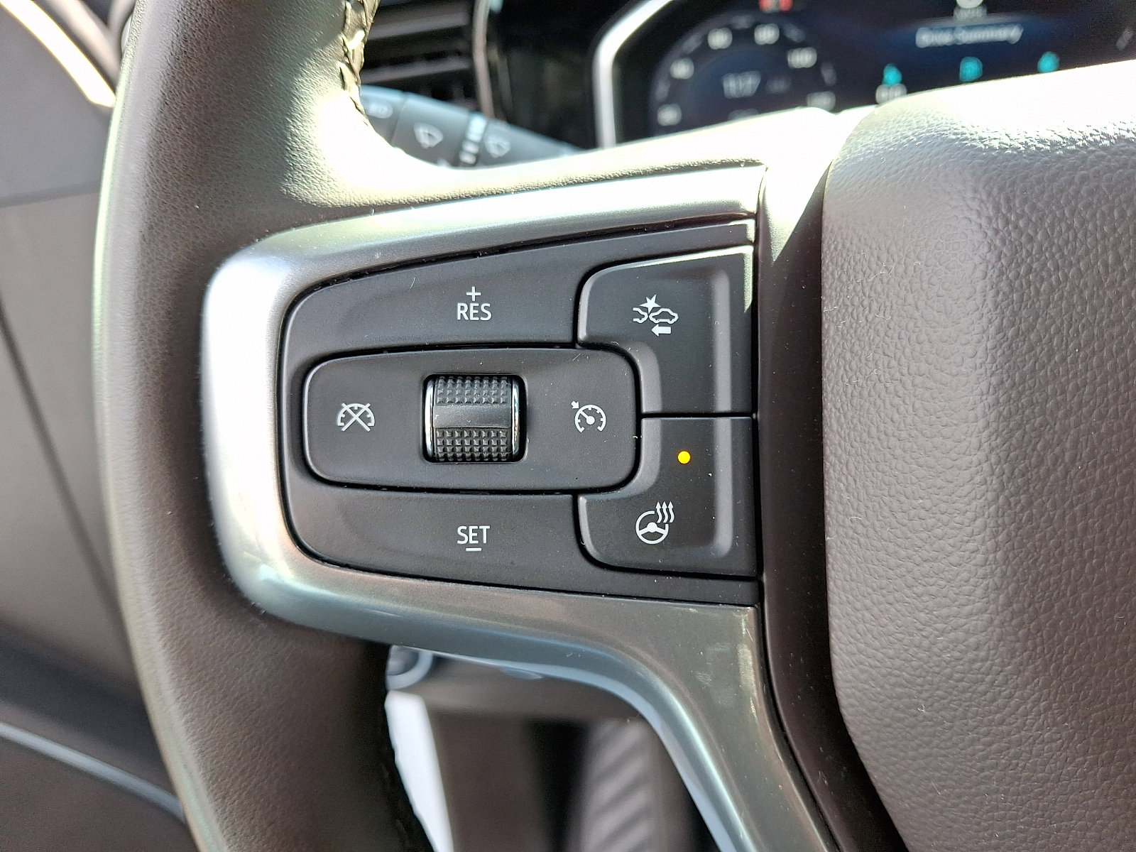 Certified 2025 Chevrolet Silverado 1500 LT image 23