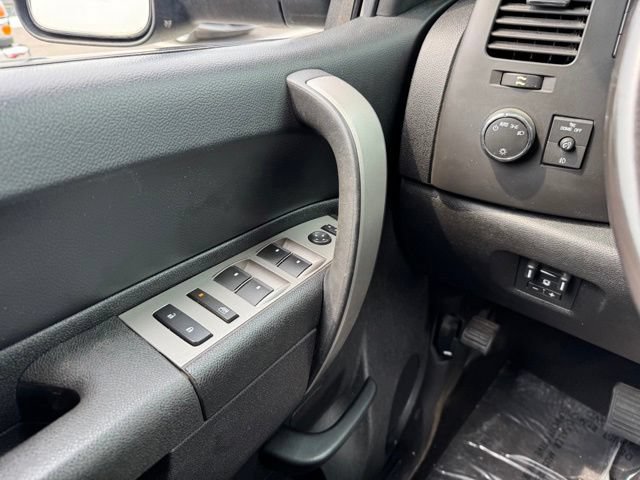 Used 2011 Chevrolet Silverado 3500 LT w/ Interior Plus Package AWD/4WD image 27
