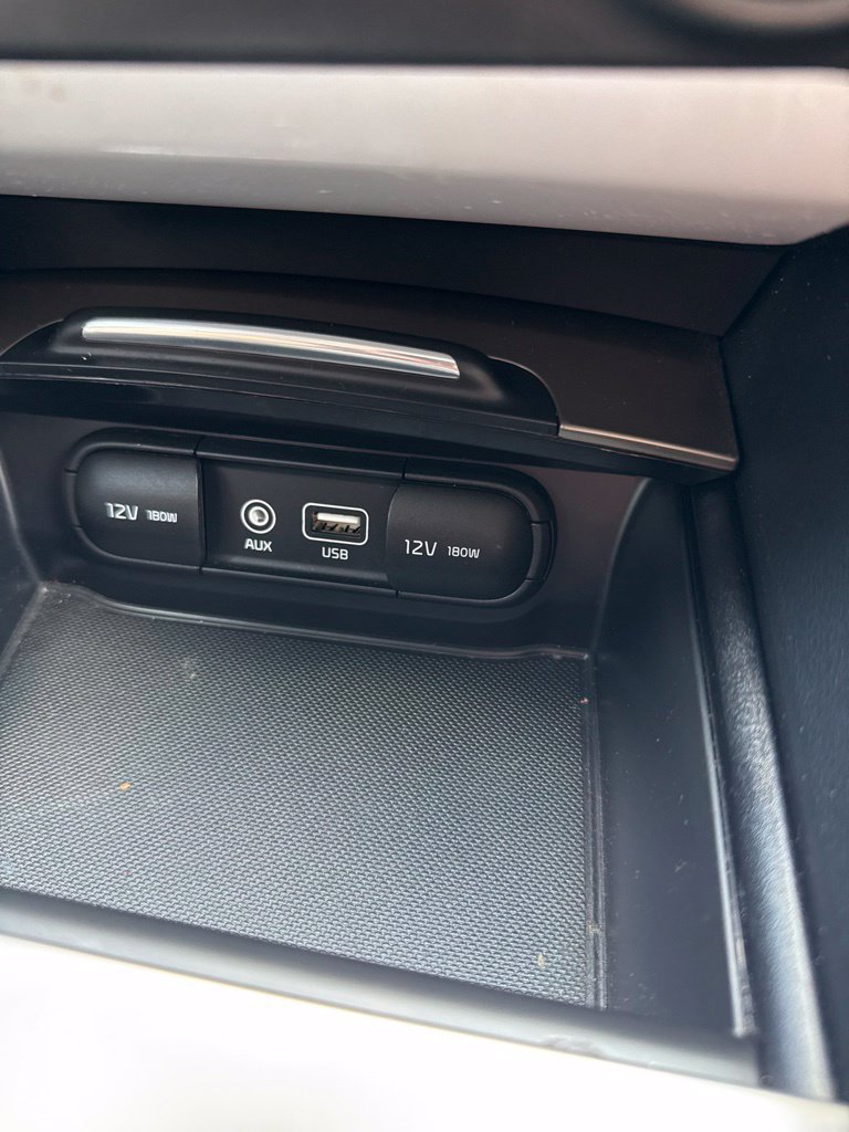 Used 2018 Kia Optima EX w/ Technology Package FWD image 21