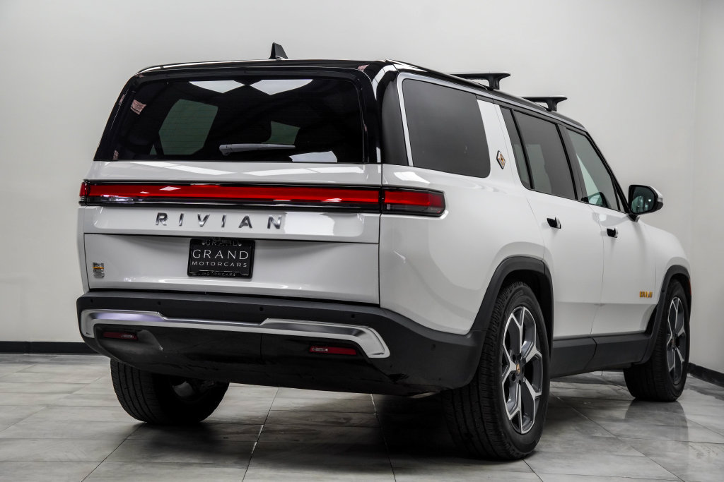 Used 2023 Rivian R1S Adventure Quad AWD/4WD image 13