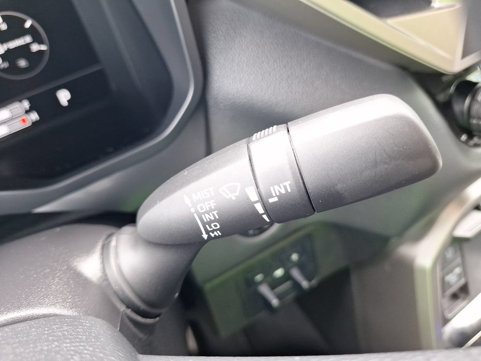 Used 2026 Toyota Tundra Limited AWD/4WD image 24