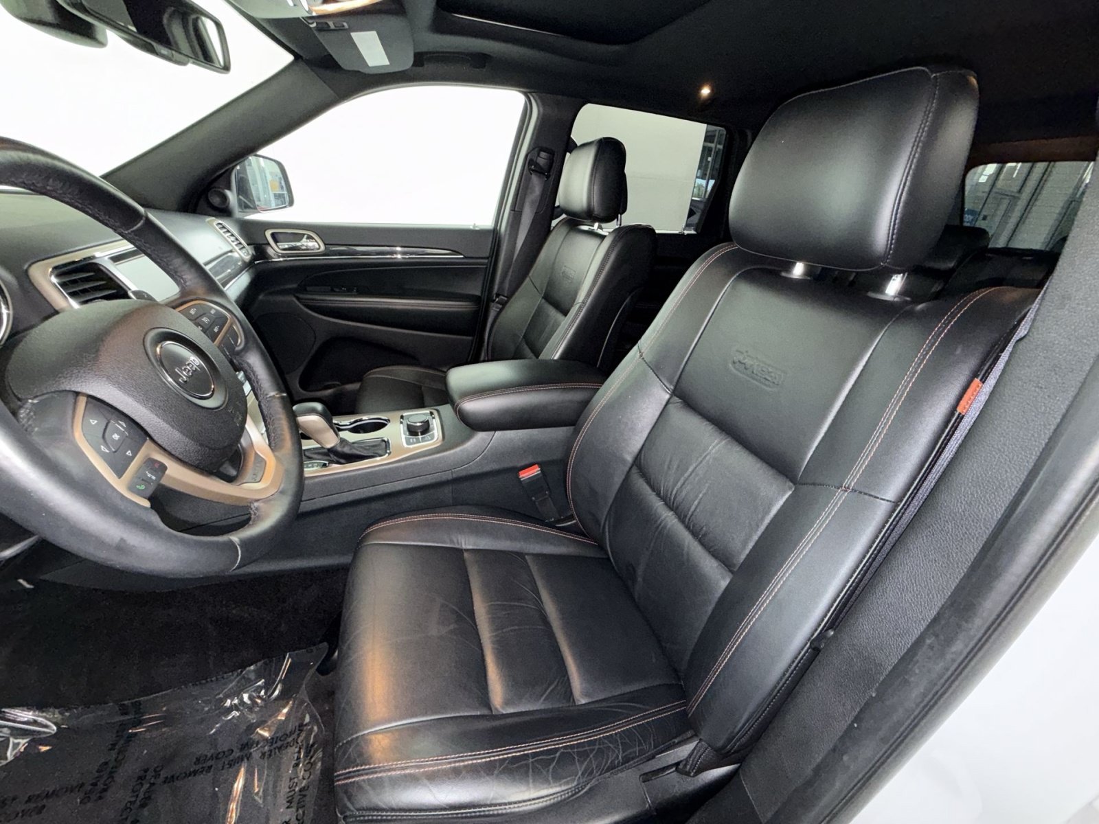 Used 2016 Jeep Grand Cherokee Limited 75th Anniversary AWD/4WD image 13