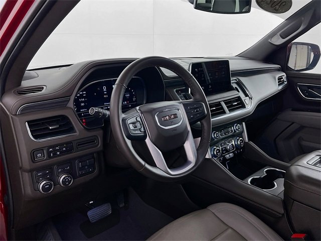 Used 2023 GMC Yukon SLT w/ SLT Luxury Package image 36