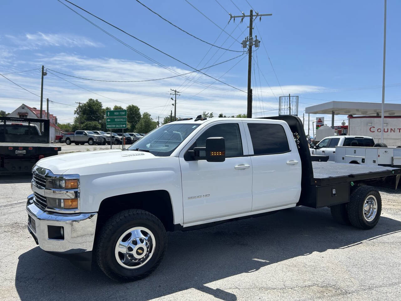 Used 2015 Chevrolet Silverado 3500 LT w/ LT Convenience Package AWD/4WD image 2