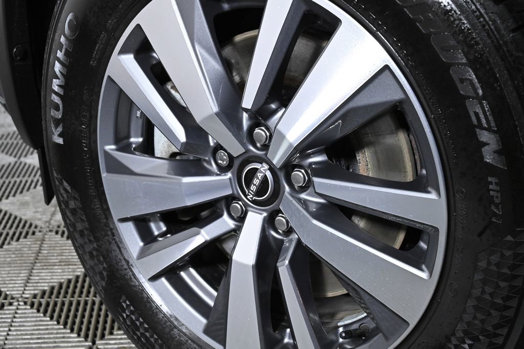 Certified 2024 Nissan Pathfinder SL image 32