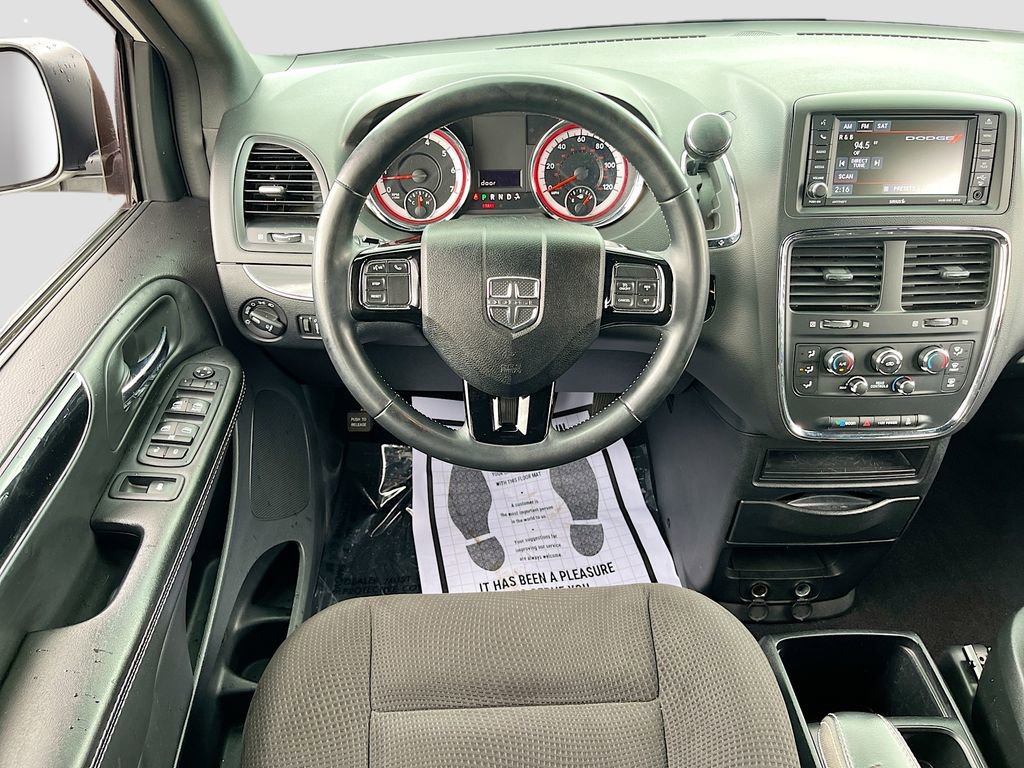 Certified 2018 Dodge Grand Caravan SE image 20