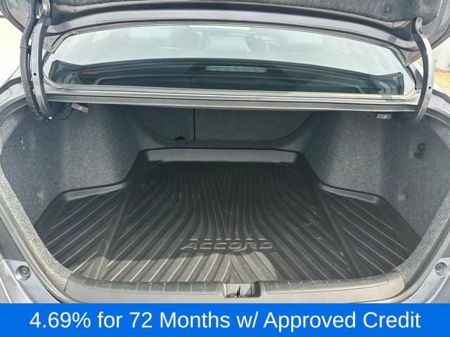 Used 2018 Honda Accord EX image 10
