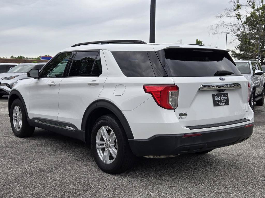 Used 2020 Ford Explorer XLT AWD/4WD image 11