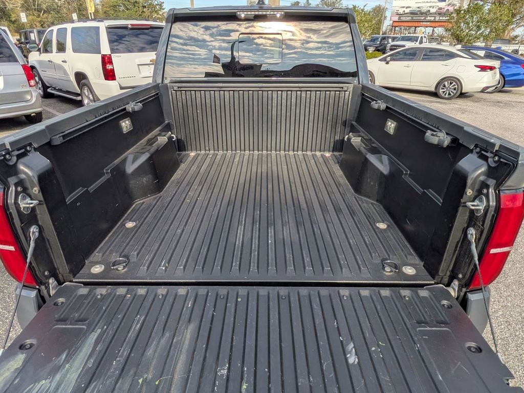 Used 2024 Toyota Tacoma SR5 image 31