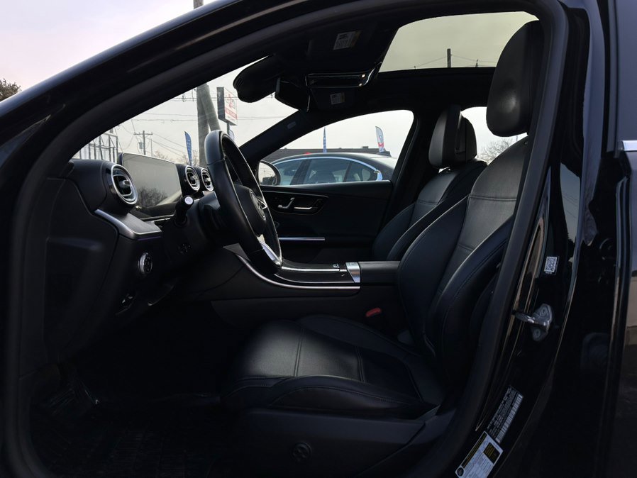 Used 2022 Mercedes-Benz C 300 4MATIC Sedan image 16
