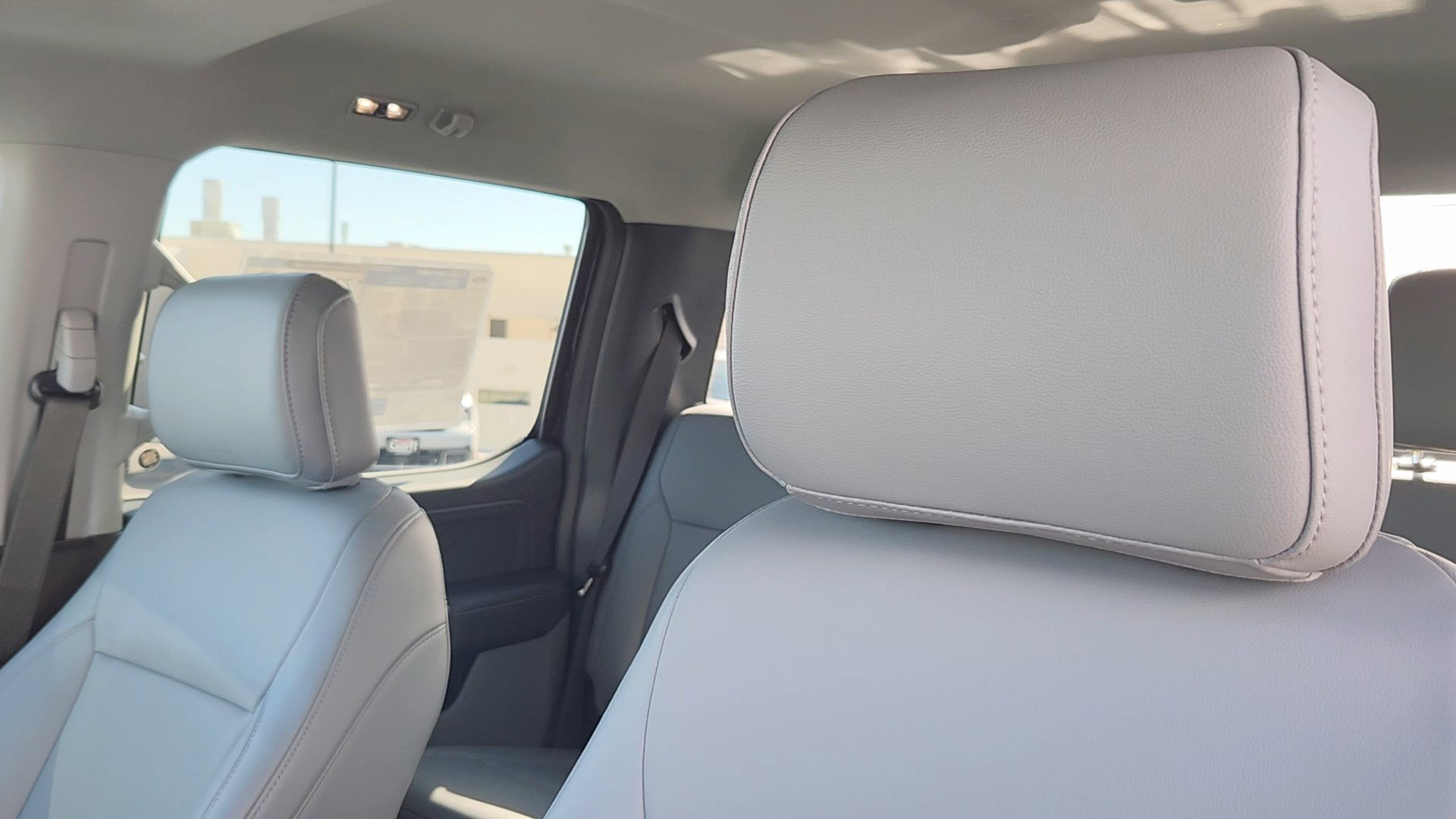 New 2025 Ford F150 Lightning Flash AWD/4WD image 9