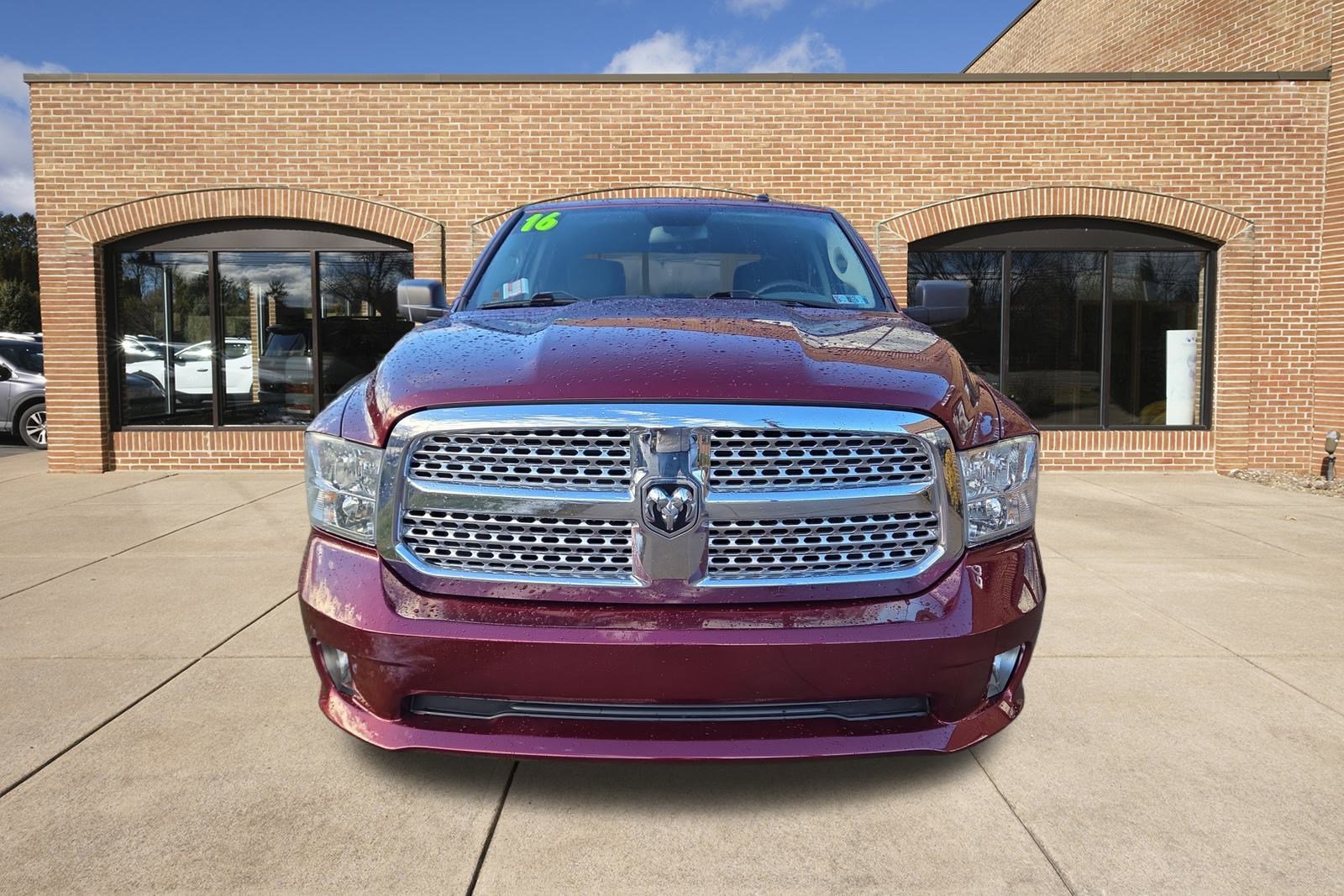 Used 2016 RAM 1500 Express image 9