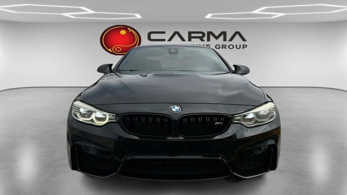 Used 2016 BMW M4 Convertible image 8