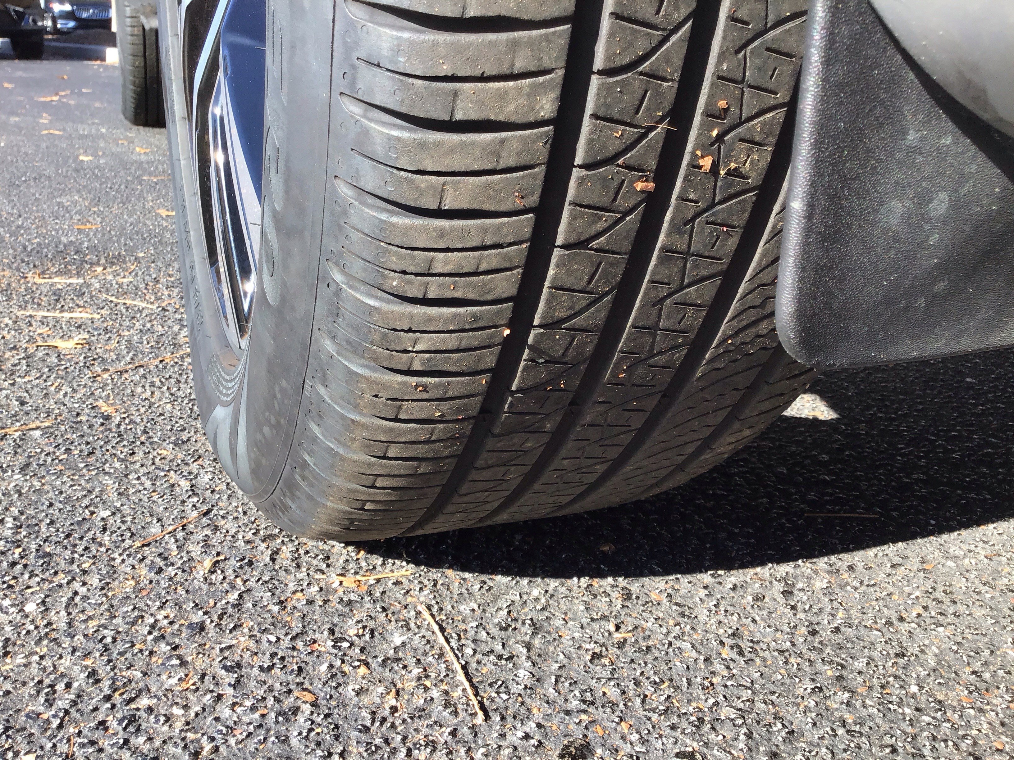 Certified 2025 Volvo XC60 B5 Plus image 11