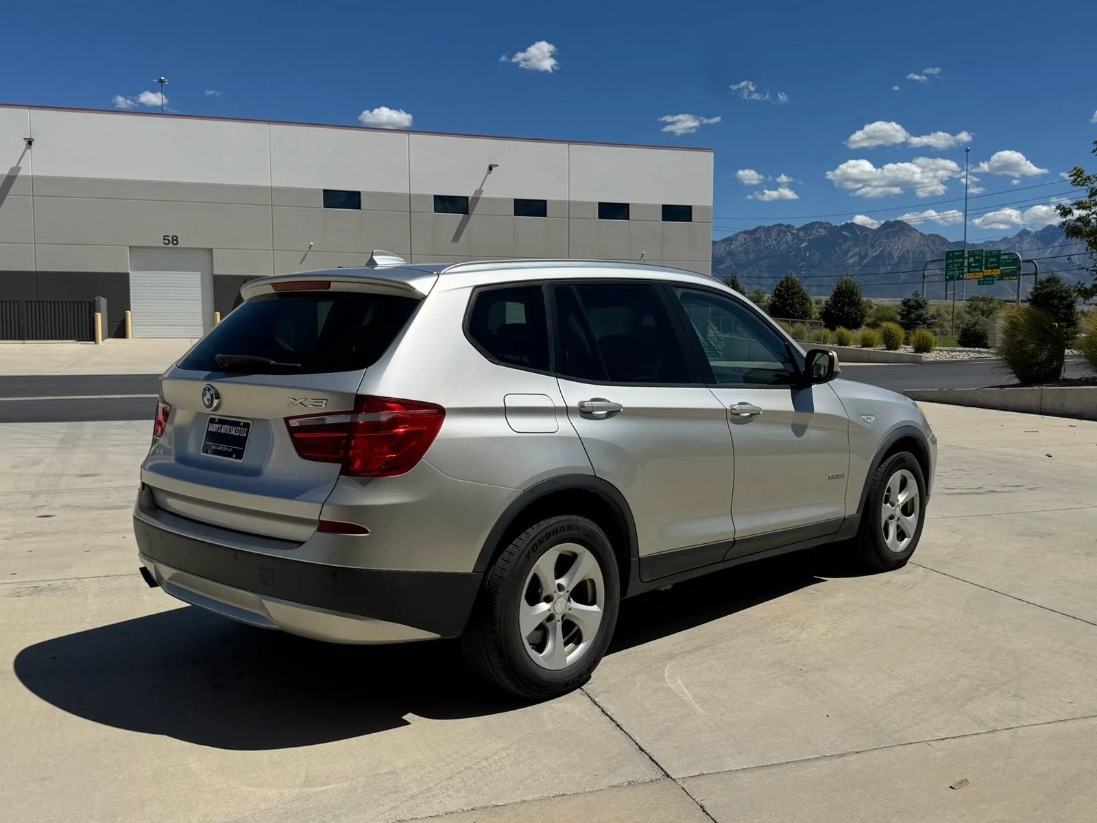 Used 2011 BMW X3 xDrive28i AWD/4WD image 5