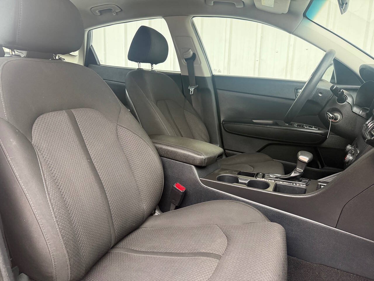Used 2016 Kia Optima LX FWD image 14