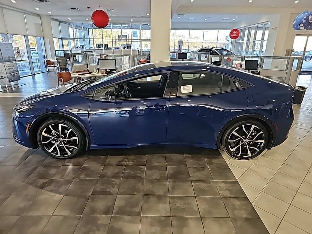 New 2024 Toyota Prius Prime Premium w/ Advanced Technology Package FWD image 2