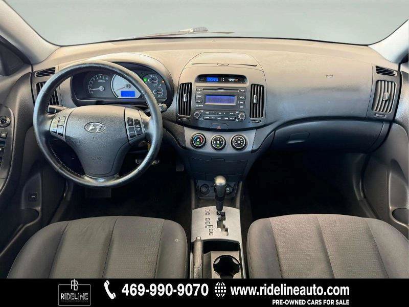 Used 2009 Hyundai Elantra SE FWD image 17