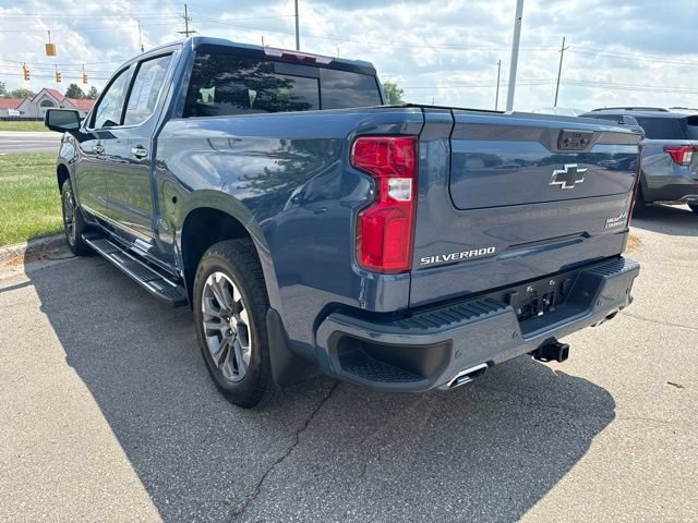 Used 2024 Chevrolet Silverado 1500 High Country w/ Z71 Off-Road Package AWD/4WD image 5