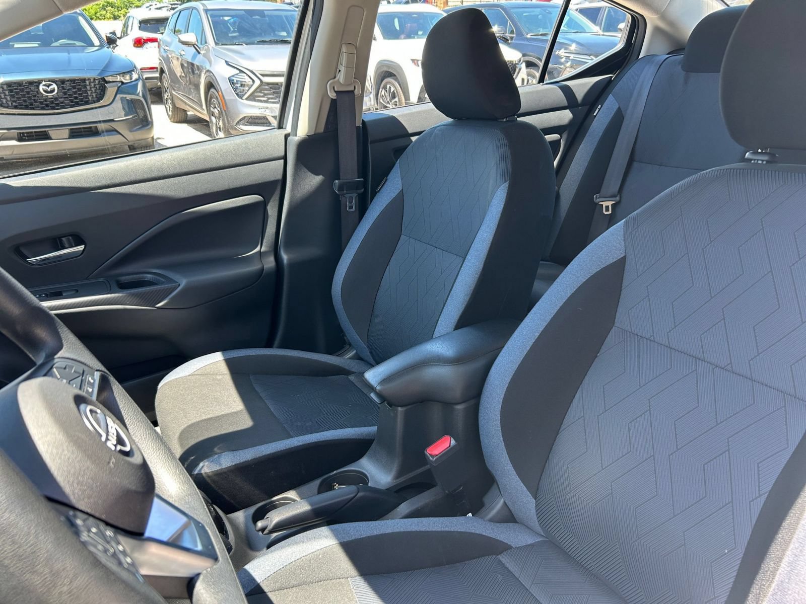 Used 2025 Nissan Versa SV FWD image 26